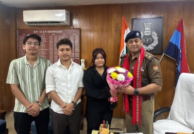 नॉर्थ ईस्ट स्टूडेंट एसोसिएशन के प्रतिनिधियों ने SSP देहरादून से की शिष्टाचार भेंट, छात्रों की सुरक्षा और सांस्कृतिक कार्यक्रमों पर हुई चर्चा