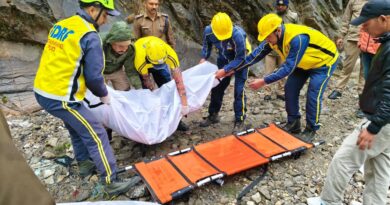 पिथौरागढ़: बंगापानी में इनोवा कार दुर्घटनाग्रस्त, दो की मौत; SDRF ने चलाया रेस्क्यू ऑपरेशन