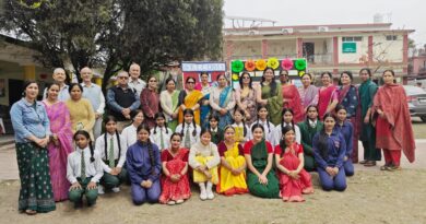 *सृजन के बालपर्व फूलदेई 26 मे शामिल हुए कैंट कन्या इंटर कॉलेज*