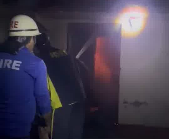 🔥 उत्तरकाशी के जुणगा गांव में भीषण आग, SDRF व फायर सर्विस ने पाया काबू