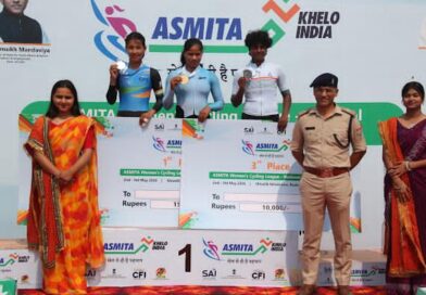 रूद्रपुर में अस्मिता वूमेन लीग का धमाकेदार दूसरा दिन, विजेताओं को किया सम्मानित