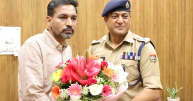 *एसएसपी देहरादून द्वारा नव नियुक्त जिलाधिकारी देहरादून से की शिष्टाचार भेंट।*