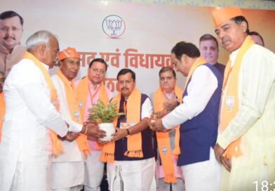 जन-जन तक पहुंचे केंद्र और राज्य सरकार की उपलब्धियों का ब्यौरा : नितिन नबीन
