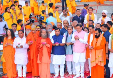 *गंगा तट पर गूंजे आध्यात्म और संस्कृति के स्वर, मुख्यमंत्री धामी व भाजपा राष्ट्रीय अध्यक्ष नितिन नबीन ने की भव्य गंगा आरती*