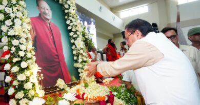 पूर्व मुख्यमंत्री मेजर जनरल (सेवानिवृत्त) भुवन चंद्र खण्डूड़ी को मुख्यमंत्री धामी ने दी भावभीनी श्रद्धांजलि