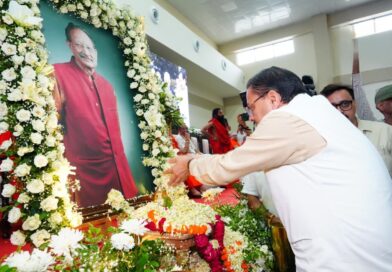 पूर्व मुख्यमंत्री मेजर जनरल (सेवानिवृत्त) भुवन चंद्र खण्डूड़ी को मुख्यमंत्री धामी ने दी भावभीनी श्रद्धांजलि