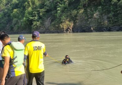 चेतावनियों के बावजूद गंगा घाटों पर लापरवाही बन रही मौत का कारण