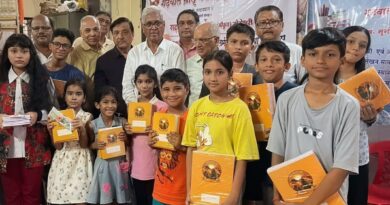 गढ़वाल भ्रातृ मंडल ने मुंबई में 250 विद्यार्थियों को वितरित की निःशुल्क नोटबुक एवं लेखन सामग्री