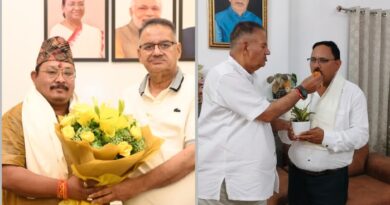 *नव नियुक्त दायित्वधारियों ने कैबिनेट मंत्री गणेश जोशी से की भेंट, मंत्री गणेश जोशी ने दी बधाई*
