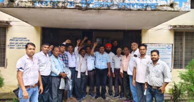 उत्तराखंड में पैरावेट कर्मचारियों की हड़ताल से बढ़ी मुश्किलें, 15 अगस्त के बाद आमरण अनशन की चेतावनी