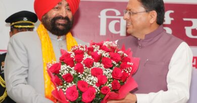 मुख्यमंत्री धामी ने राज्यपाल गुरमीत सिंह को दी विदाई, उत्तराखंड के विकास में योगदान को सराहा
